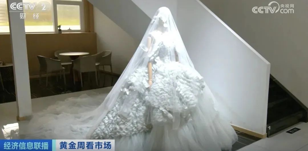 一天赶6?。≌雠笥讶Χ荚诮峄??