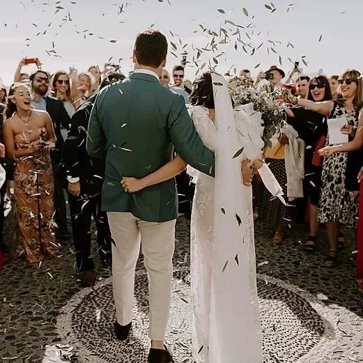 上海结婚数据：2024年9万对结婚、4.5万对离婚