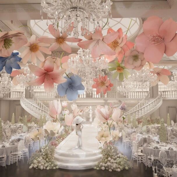 项目占地8000平，拥有6大主题宴会厅，满足多元婚宴需求，打造怀远婚宴新地标。